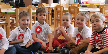 Powiększ grafikę: 11-listopada-w-przedszkolu-fantazja-671161.jpg