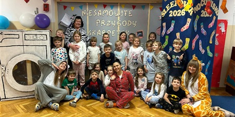 Nocowisko Smerfy 2026
