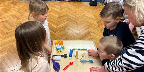 Powiększ grafikę: nocowisko-smerfy-2026-693086.jpg